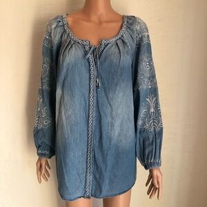 Vintage America Blues Denim Embroidered Shirt Women’s Size XL Long Sleeves Top